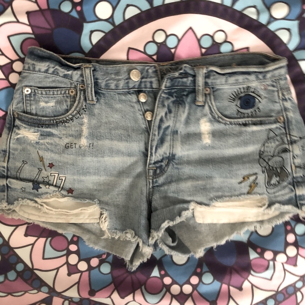 AEO vintage high rise cut offs